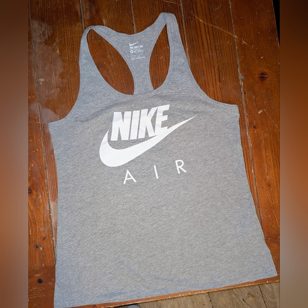 Nike Air Women's Gray Logo Athletic Cut Tank Top